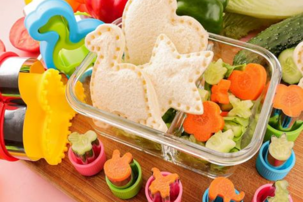 Kids Food Cutter: Kids Food Cutter की मदद से बच्चों का टिफ़िन करें पैक, टीचर और बच्चे दोनों हो जाएंगे खुश! 1 Kids Food Cutter 1