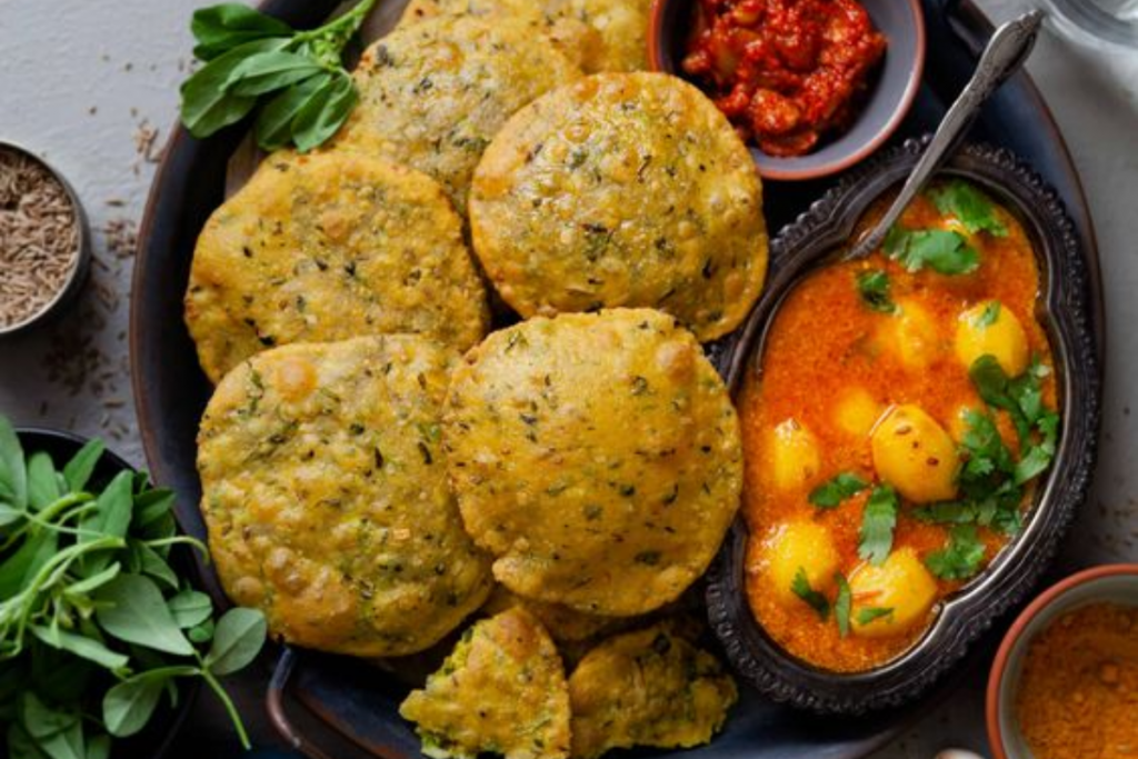 Spring Onion Puri Recipe: हरे प्याज की पुरी रेसिपी सर्दियों में घर पर बनाएं यह टेस्टी और हेल्दी डिश 1 Crispy Methi Puri Recipe: मेथी पुरी बनाने के लिए फॉलो करें ये रेसपी, पुरी बनेगी एक दम खस्ता