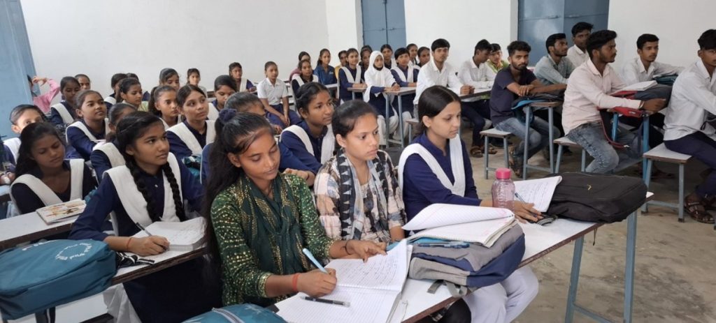E Shikshakosh: दो-दो स्कूलों में बच्चों का नामांकन कराने वाले अभिभावकों पर होगी कार्रवाई, ऐसे हुआ खुलासा 1 Screenshot 2024 10 16 180751