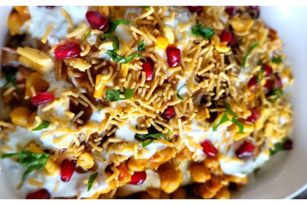 Navratri Vrat Recipe Of Sweet Potato Chat: शकरकंद चाट का स्वाद चखते ही दीवाने हो जाएंगे आप जानें रेसपी 4 Sweet Potato Chat 2