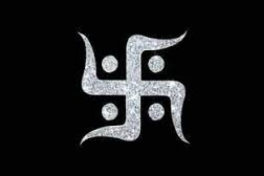Swastik For Diwali: इस दिवाली स्वास्तिक बनाकर मां लक्ष्मी का करें स्वागत, घर में लाएं सुख और समृद्धि 4 Untitled Design 2024 10 29T163817.379