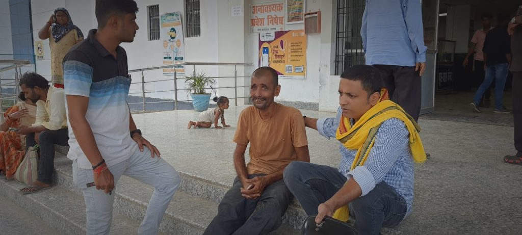 Bihar Crime: नशे के लिए मां ने नहीं दिए पैसे तो बेटे ने हंसुआ से किया हमला, हालत गंभीर 1 Whatsapp Image 2024 10 07 At 4.40.43 Pm
