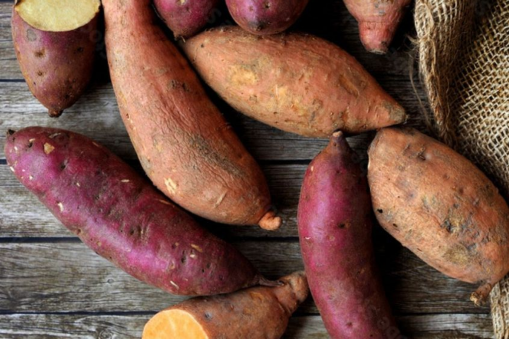 Navratri Vrat Recipe Of Sweet Potato Chat: शकरकंद चाट का स्वाद चखते ही दीवाने हो जाएंगे आप जानें रेसपी 1 Image 26