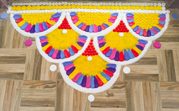 Diwali Rangoli: माता लक्ष्मी के स्वागत के लिए बनाएं ये सुंदर रंगोली 8 Istockphoto 1184571350 612X612 1