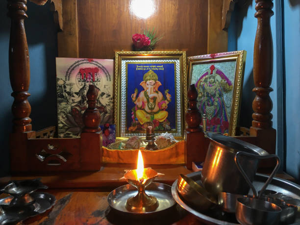 Diwali Vastu Tips: दिवाली के दिन घर के इन स्थानों पर रखें सिक्के, बरसेगी मां लक्ष्मी की कृपा 2 Istockphoto 1270186381 612X612 1