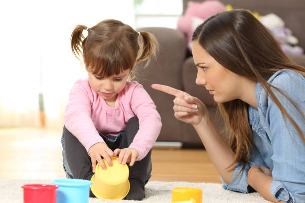 Parenting Tips: बच्चा दुखी हो तो कैसे और क्या करें बता, जानें सही तरीका 2 Istockphoto 805044004 612X612 1