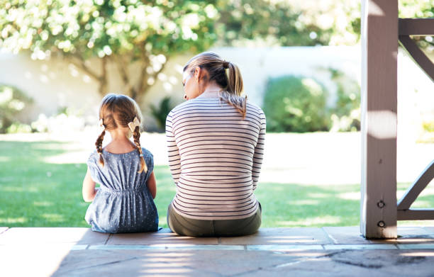 Parenting Tips: पैरेंट्स के लिए जरूरी टिप्स, जानें कब बच्चे बनते हैं जिद्दी और करते हैं बहस, जरूर पढ़ें 2 Istockphoto 854450808 612X612 1