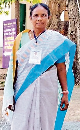 Manoharpur Assembly: आंदोलनकारी देवेंद्र ने तैयार की जमीन, हत्या के बाद पत्नी जोबा माझी 5 बार जीतीं, Jmm का रहा है गढ़ 1 Joba Majhi 030