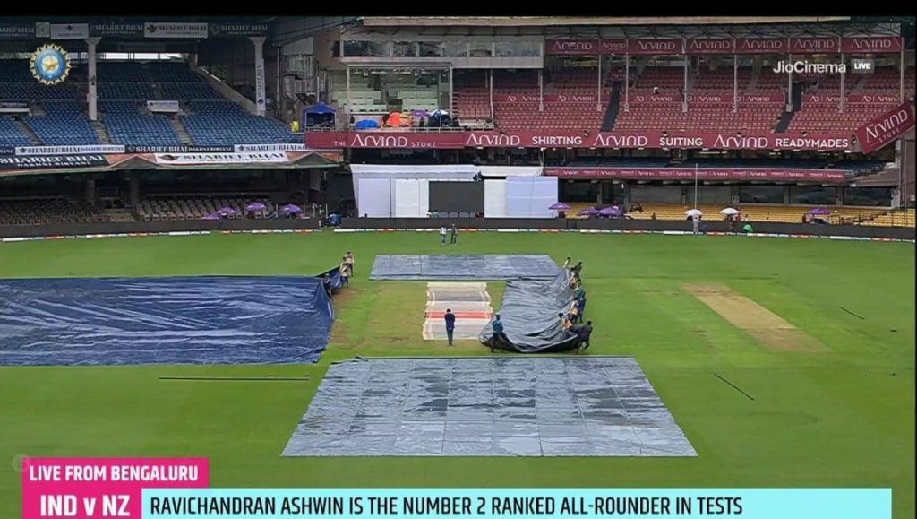 Ind Vs Nz 1St Test Weather Report: पहले टेस्ट में बारिश ने बिगाड़ा खेल, अब तक नहीं हो सका टॉस 1 Rain On Field