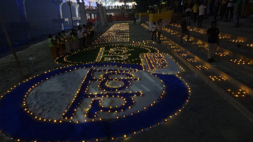 Photos: पटना में छठ घाट हो रहे तैयार, रात में जगमग कर रहे गंगा किनारे की देखिए खूबसूरती... 5 03Pat 181 03112024 2