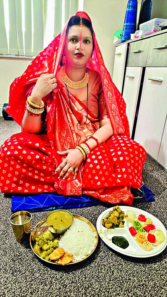 Chhath Puja: विदेश जाकर भी झारखंडवासी नहीं भूले अपनी परंपरा, इंग्लैंड-अमेरिका में करते हैं छठ पूजा 2 05Ran 186 05112024 1 1