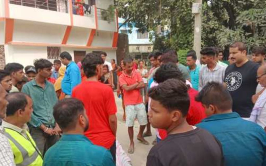 Gopalganj: Neet की तैयारी कर रहे छात्र ने फांसी लगा दी जान, मचा कोहराम 1 87