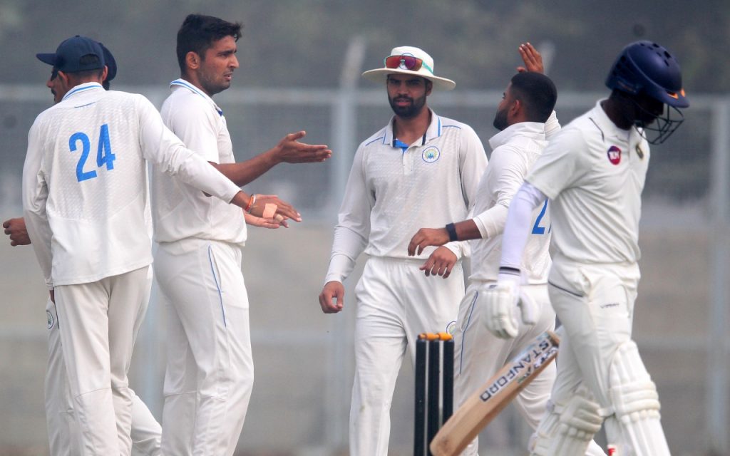 Ranji Trophy: जानें कौन हैं एक पारी में 10 विकेट चटकाने वाले अंशुल कंबोज 1 Anshul Kamboj