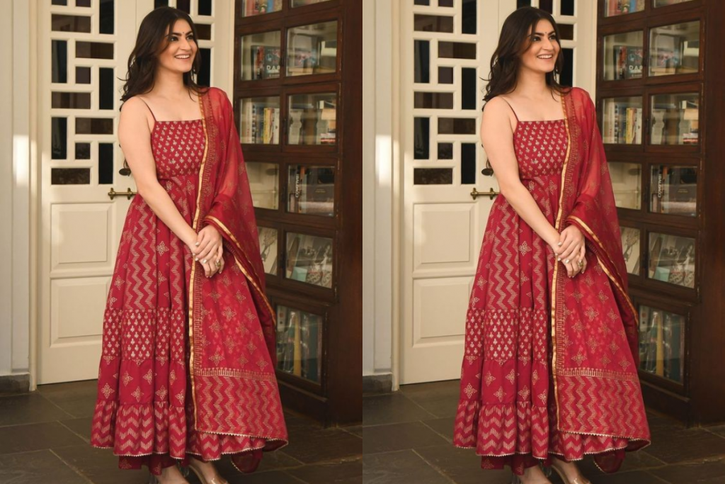 Bhai Dooj Sleeveless Suit Fashion: ये डिजाइनर स्लीवलेस सूट लगेंगे बेहद खूबसूरत, देखें ये लेटेस्ट डिजाइन 3 Bhai Dooj Sleeveless Suit 3