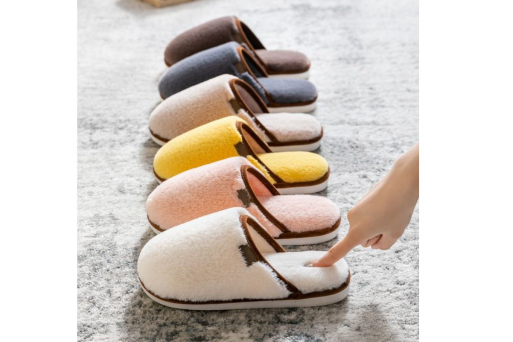 Winter Footwear Collection For Women: इस सर्दी ट्रेंड में हैं ये स्टाइलिश विंटर फुटवियर कलेक्शन 6 Boots 5