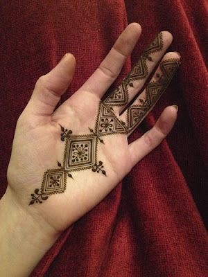 Wedding Special Mehandi : दुल्हन की बहन है? ऐसे लगवाएं ये 5 मेहंदी डीजाइन, जानिए 4 Geo 1