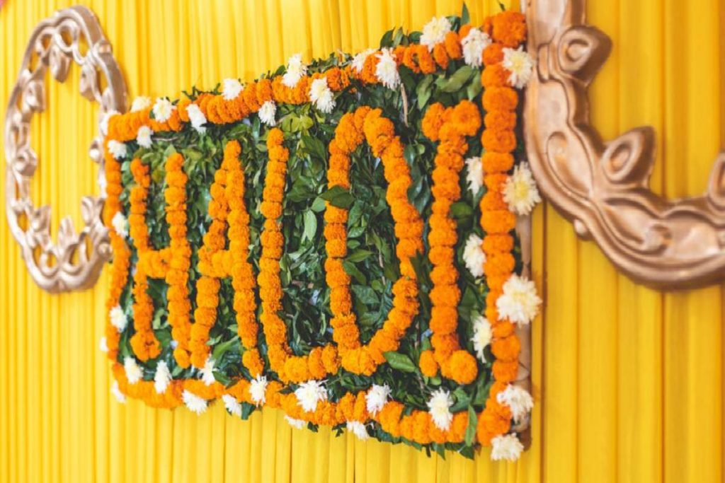 Haldi-Mehndi Decoration Ideas: हल्दी-मेहंदी पर ऐसे करें डेकोरेशन, ये है बेस्ट आइडिया 1 New Project 2024 11 25T132037.523