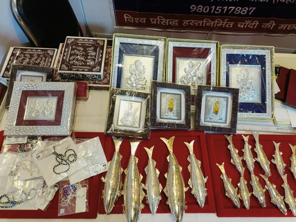 International Trade Fair: बिहार की कला को राष्ट्रीय और अंतरराष्ट्रीय स्तर पर मिल रही है पहचान 1 Photo 2024 11 15 18 12 25 1 1
