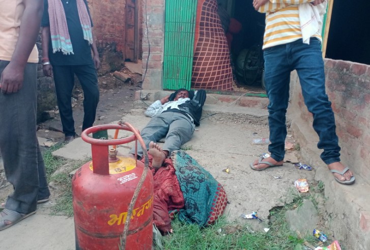 Accident: अनहोनी हादसा ने तीन बच्चों से छीना मां की ममता का छांव, चारों ओर पसरा मातम 1 Screenshot 2024 11 01 163101
