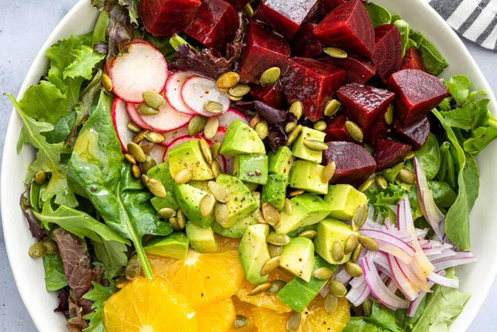 Winter Special Salad For Weight Loss: सर्दियों के लिए खास वेट लॉस सलाद, सेहत और स्वाद का परफेक्ट मेल 2 Winter Special Salad 1