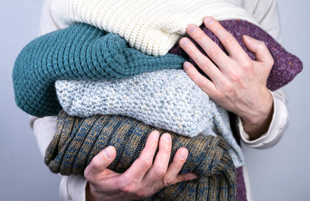 Winter Hacks: ऊनी कपड़े धोते समय ध्यान रखें ये जरूरी बातें, हमेशा रहेंगे नए जैसे 2 Istockphoto 1700284427 612X612 1