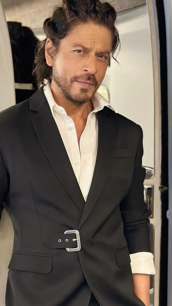 Shahrukh Khan: मुफासा की कहानी में छुपे राज, किंग ऑफ बॉलीवुड ने दी जंगल के राजा को अपनी आवाज 1 Shah Rukh Khan