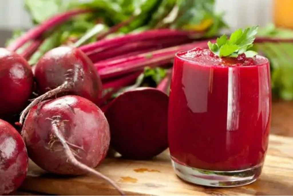 Beetroot Kanji Recipe: एनर्जी बूस्टर और वेट लॉस के लिए परफेक्ट ड्रिंक है बीटरूट कांजी 2 Beetroot Kanji