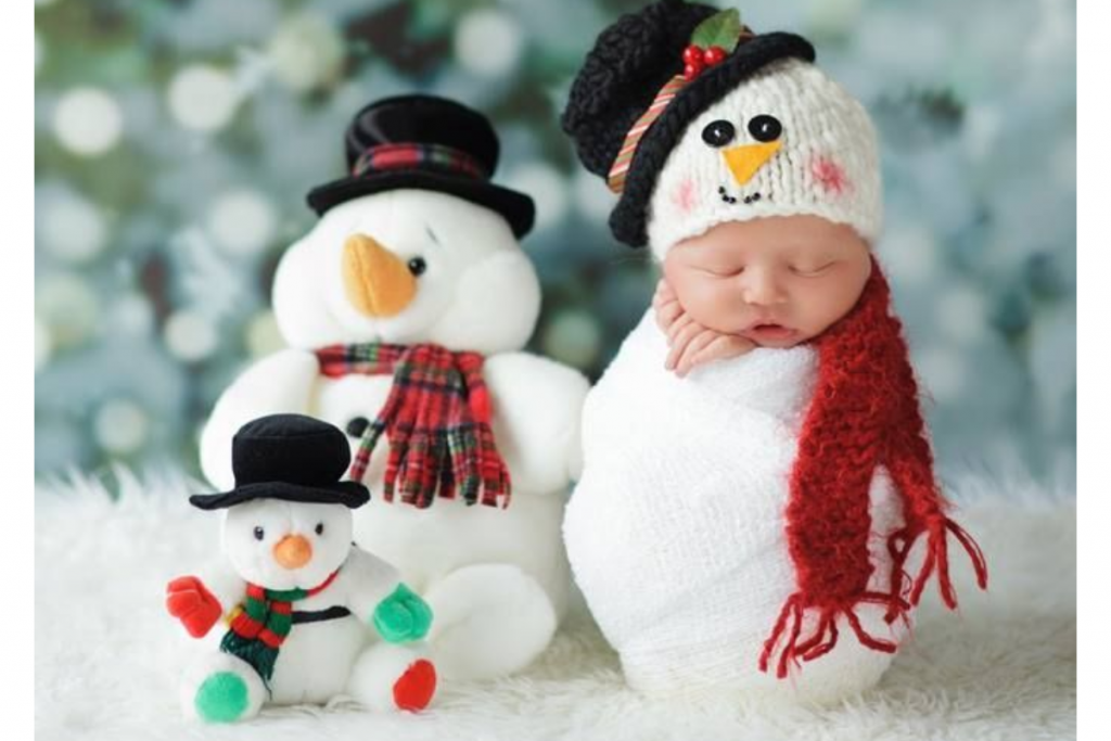 How To Dress Your Cute Toddler For Christmas Party: क्रिसमस पार्टी के लिए अपने क्यूट बेबी को ऐसे करें तैयार 4 Christmas Baby 4
