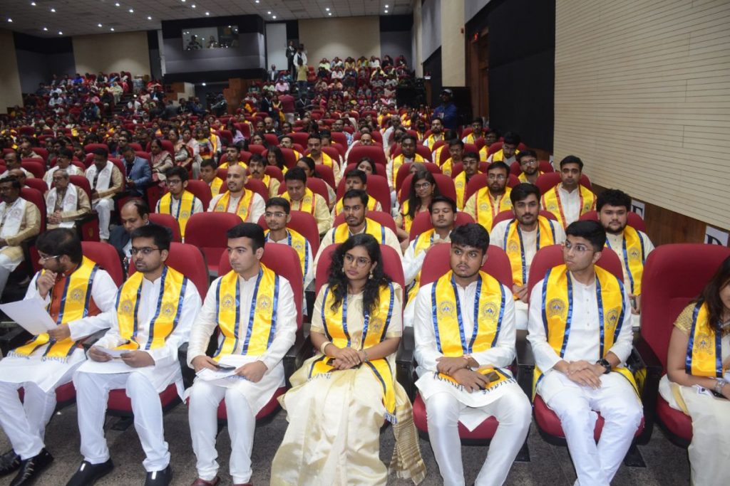 रोबोटिक्स, एआई और डेटा साइंस बढ़ा सकते हैं आर्थिक अवसर, धनबाद में बोले डॉ वीके सारस्वत 1 Iit Ism Dhanbad Convocation Vk Saraswat 2
