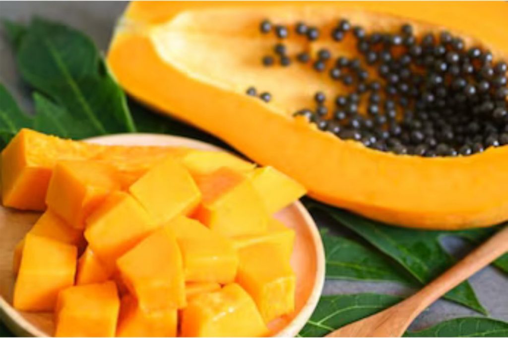 Side Effects Of Papaya : अगर आपको भी पसंद है पपीता, तो हो जायें सावधान 1 Papaya