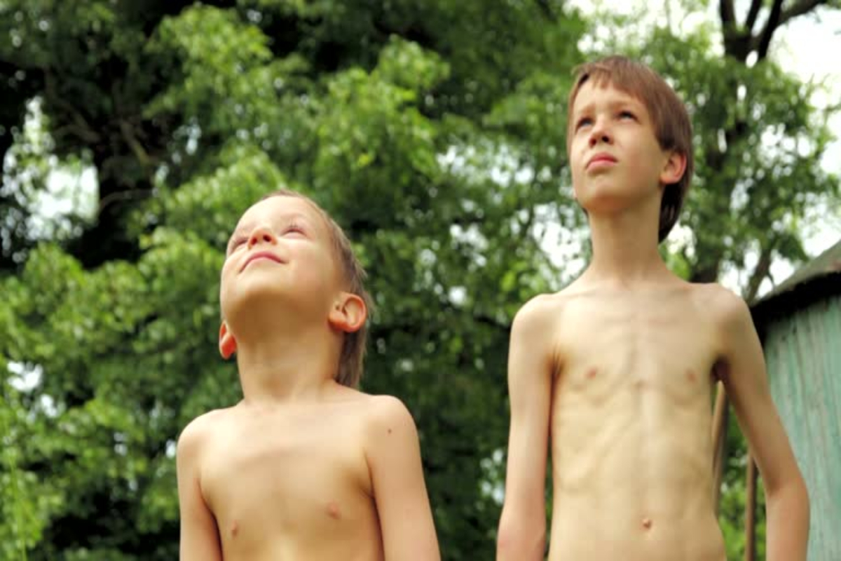 Healthy Foods: बच्चे का शरीर बन गया हड्डियों का ढांचा तो खिलाएं ये सुपरफूड्स, शरीर हो जाएगी तंदुरुस्त