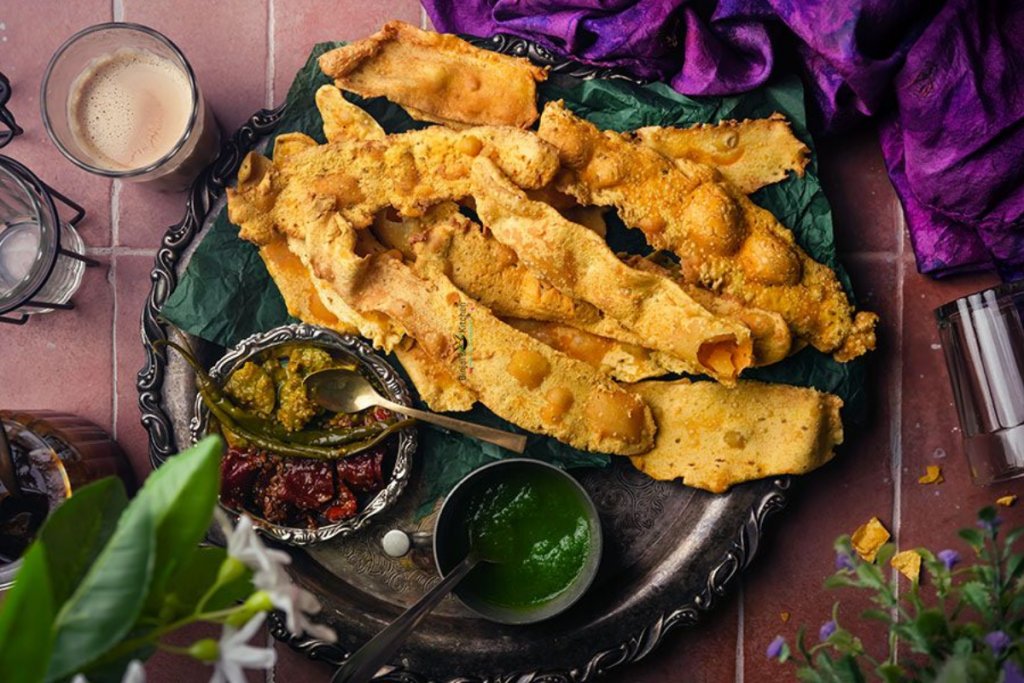 Gujarati Snacks Better Than Dhokla: ढोकला से भी स्वादिष्ट हैं ये गुजराती स्नैक्स 2 Gujrati Food 1