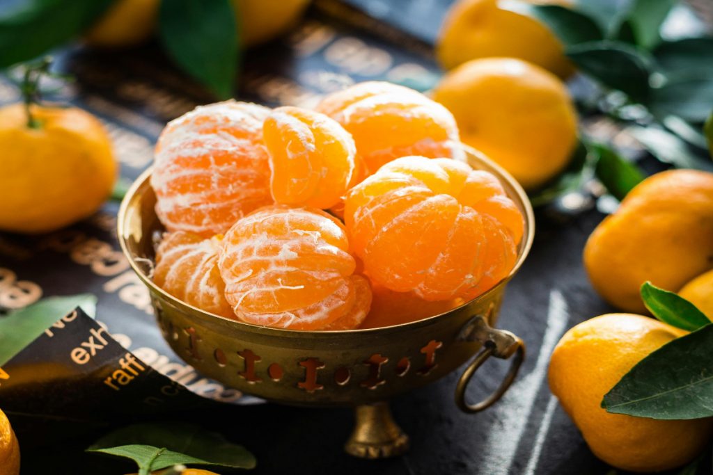 Lifestyle Tips: आपके स्लो दिमाग को शार्प बनाती हैं ये चीजें, आज ही डायट में करें शामिल 2 Oranges 4