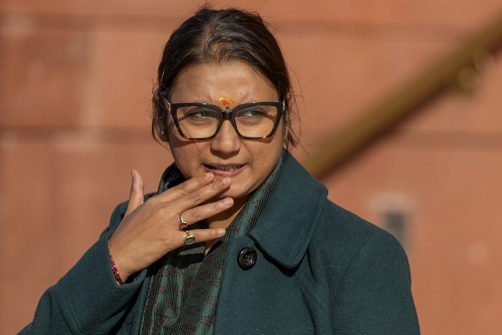 Look Back 2024 : नीतीश कुमार के दांव से बदली बिहार की सियासी चाल, लोकसभा चुनाव में चला Jdu का जादू 4 शांभवी चौधरी