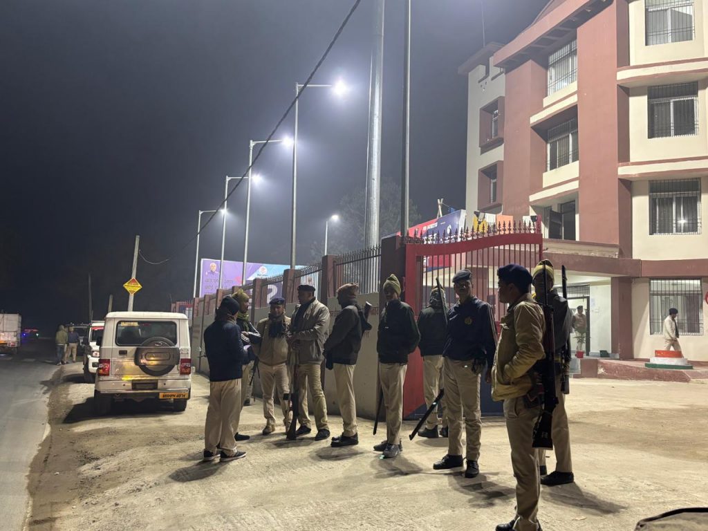 Anant Singh Attacked: अनंत सिंह पर सोनू-मोनू गैंग ने की ताबड़तोड़ फायरिंग, इलाके में भारी तनाव 1 Whatsapp Image 2025 01 22 At 7.20.18 Pm