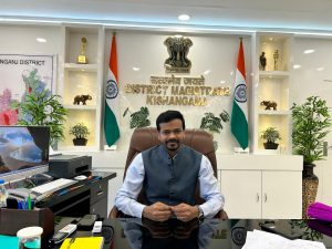 नीलाम पत्र वाद की समीक्षा बैठक में डीएम ने वारंट के क्रियान्वयन का दिया निर्देश, 60 देनदार गिरफ्तार