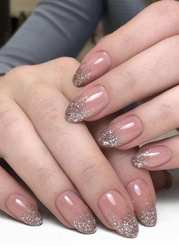 Modern Bridal Nails Design: हाथों की सुंदरता में लगाएं चार चांद, ट्राय करें ये लेटेस्ट नेल आर्ट्स 2 WhatsApp Image 2025 05 03 at 2.33.39 PM