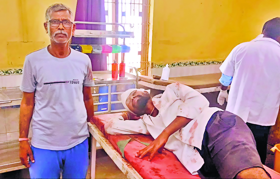 Gopalganj News  : युवक पर किया चाकू से हमला, मरा समझ सड़क के किनारे फेंका