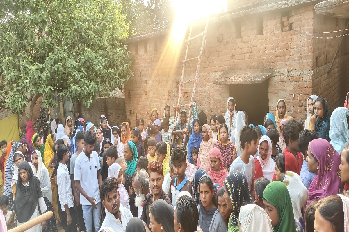 गिरिडीह में पति ने गला रेतकर की पत्नी की हत्या