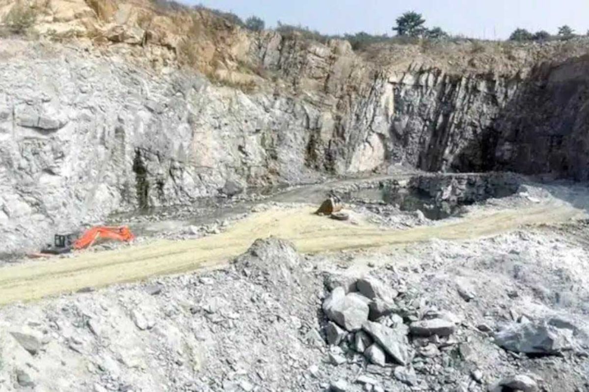 Bihar News Stone mining happen in these 6 districts DSR report