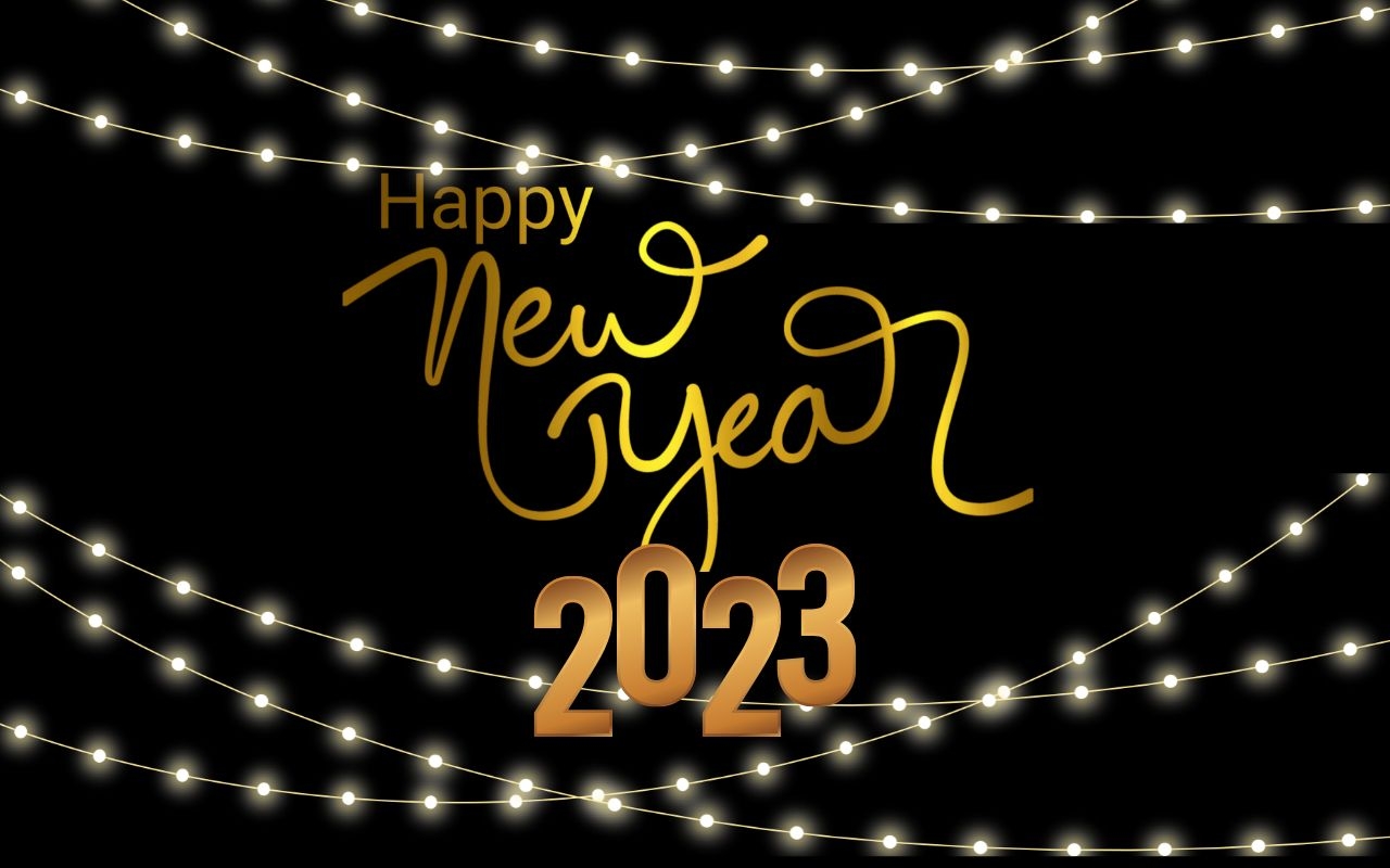 Happy New Year 2023 Wishes : नये साल पर Facebook WhatsApp Status लगाकर कहें दिल की बात
