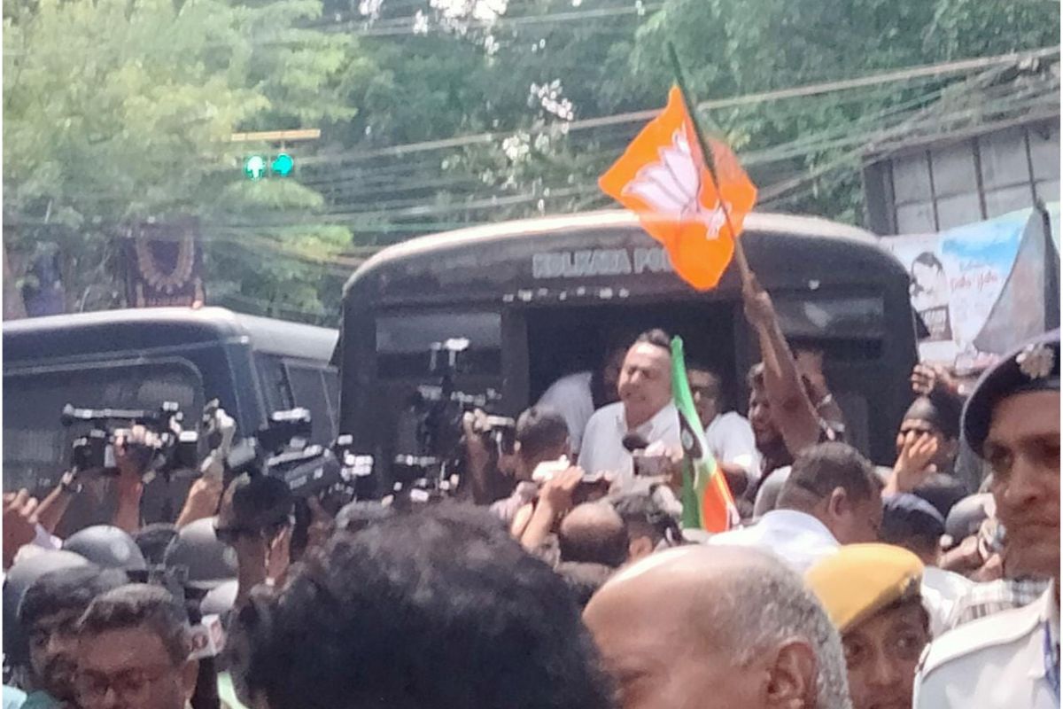 Bengal Panchayat Chunav Re-Poll:
पंचायत चुनाव हिंसा मामले की जांच के लिये भाजपा की 4 सदस्यीय कमेटी गठित