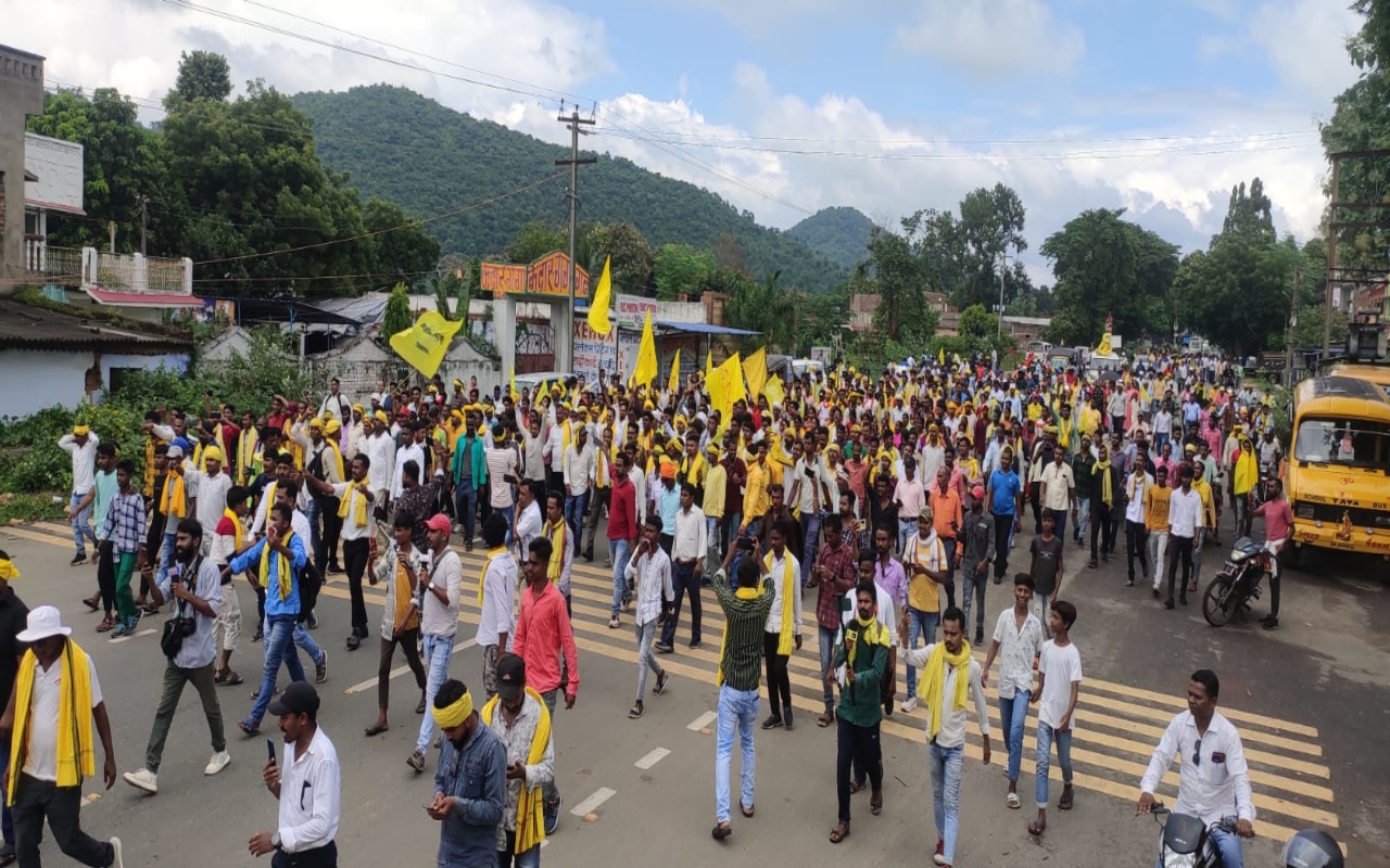 Kurmi Protest: दो घंटे की वार्ता के बाद कुड़मियों का आंदोलन खत्म, 25 को रांची में होगी बैठक