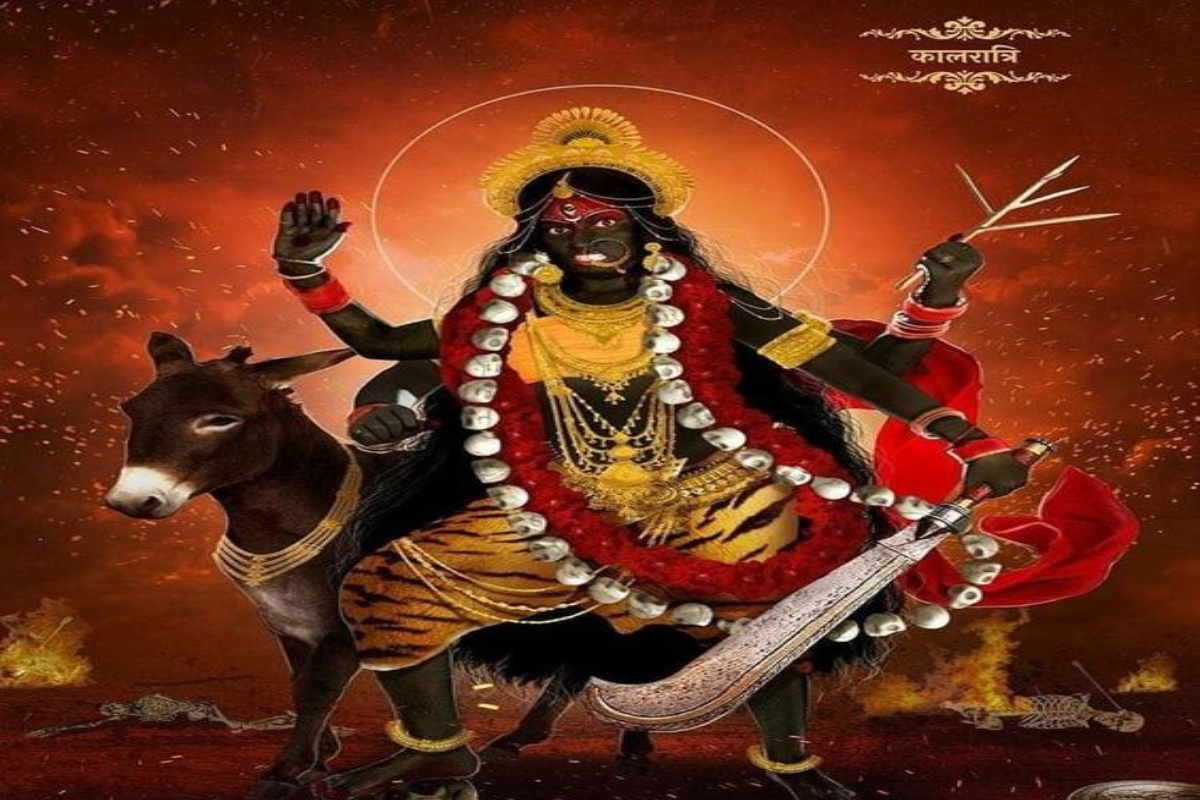 Navratri Day 7 Maa Kalratri Puja  :  मां कालरात्रि की पूजा, जानें विधि और मंत्र