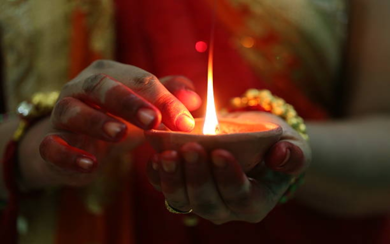Happy Jitiya Vrat 2023 Wishes : जुग जुग जिय तू ललनवा..माँ की यही प्रार्थना,जितिया व्रत के भेजें संदेश