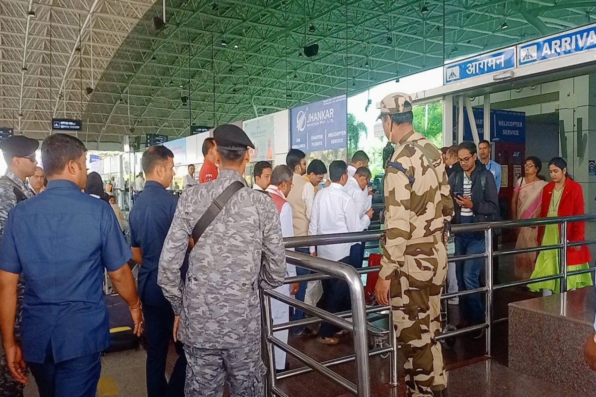 Jharkhand Update: धनबाद के बैंक मोड़ में व्यवसाई दीपक अग्रवाल को मारी गोली