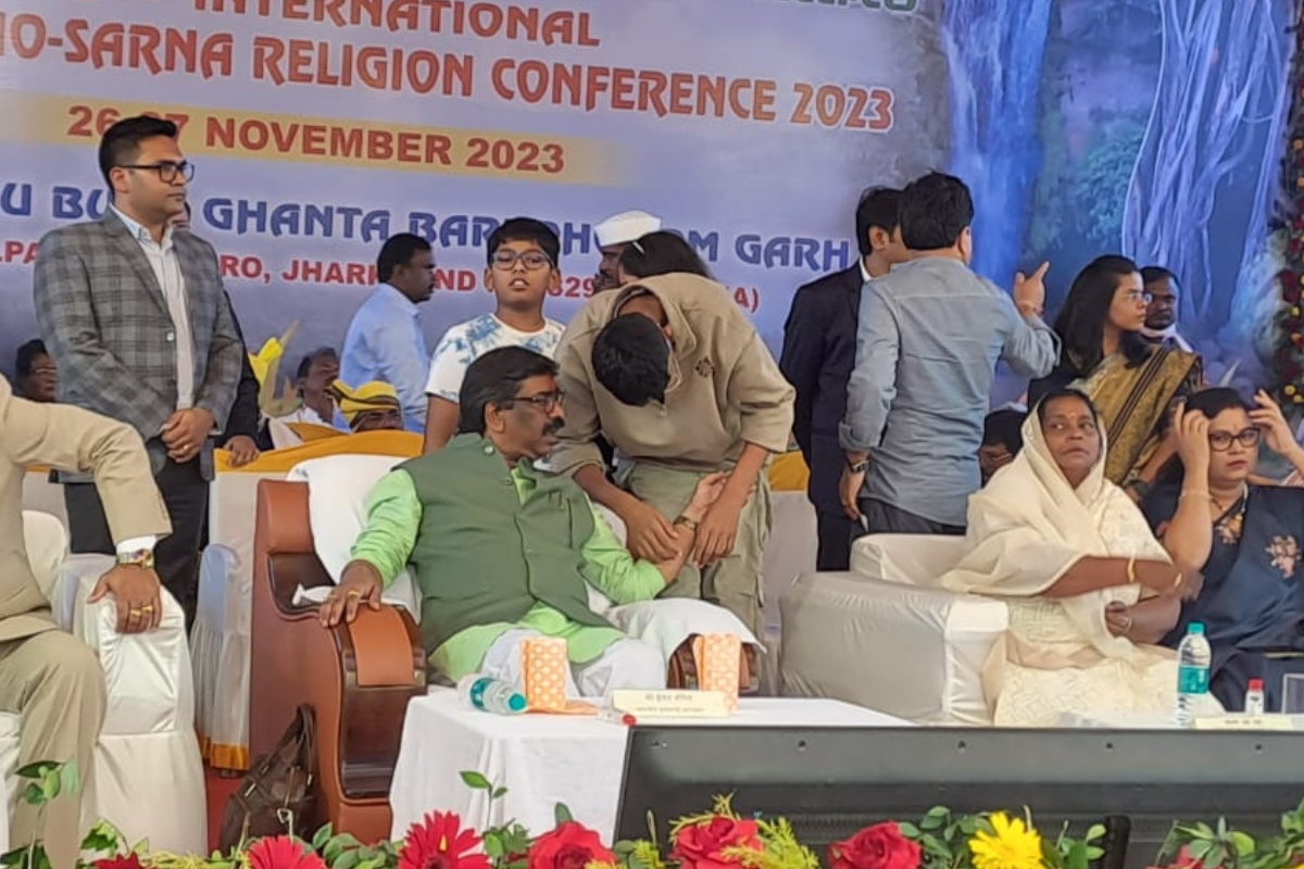 Jharkhand Breaking News Live: सीएम हेमंत सोरेन ने शहीद सोबरन मांझी को शहादत दिवस पर दी श्रद्धांजलि