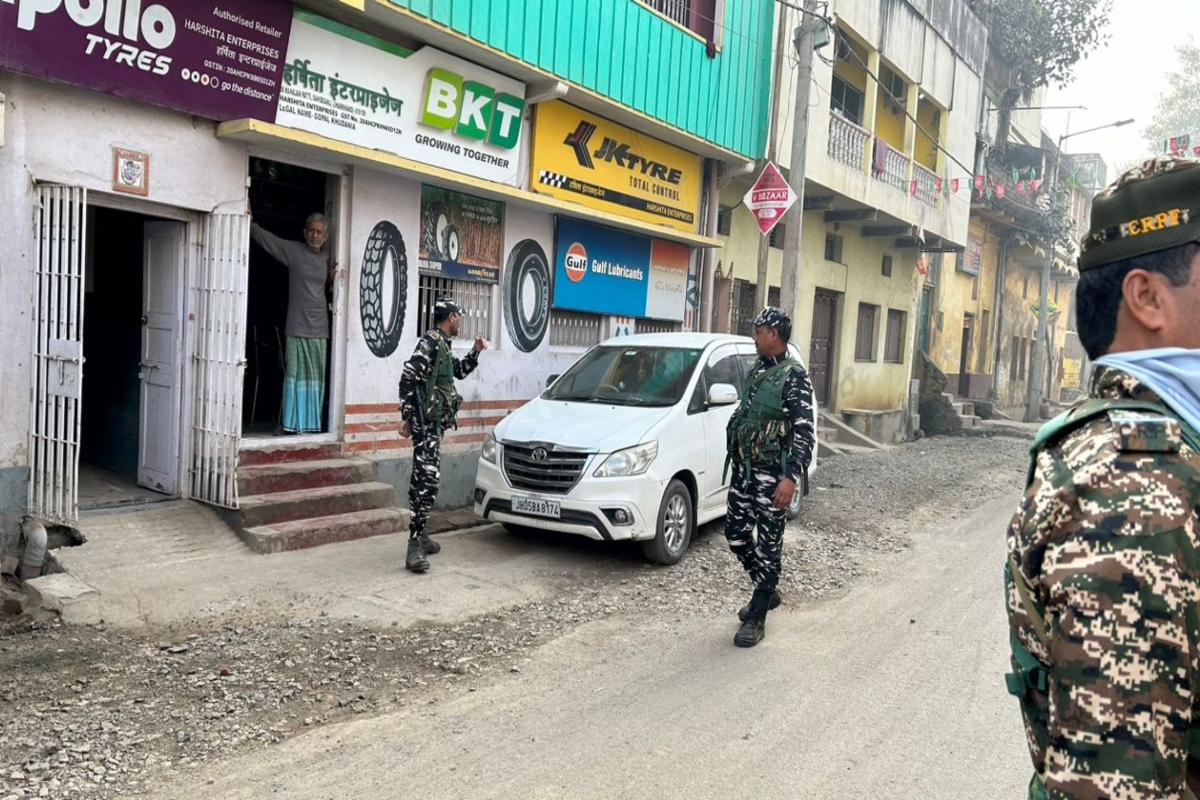 Jharkhand Ed Raid: ईडी ने सीएम के प्रेस सलाहकार पिंटू के घर का लॉकर तोड़वाया